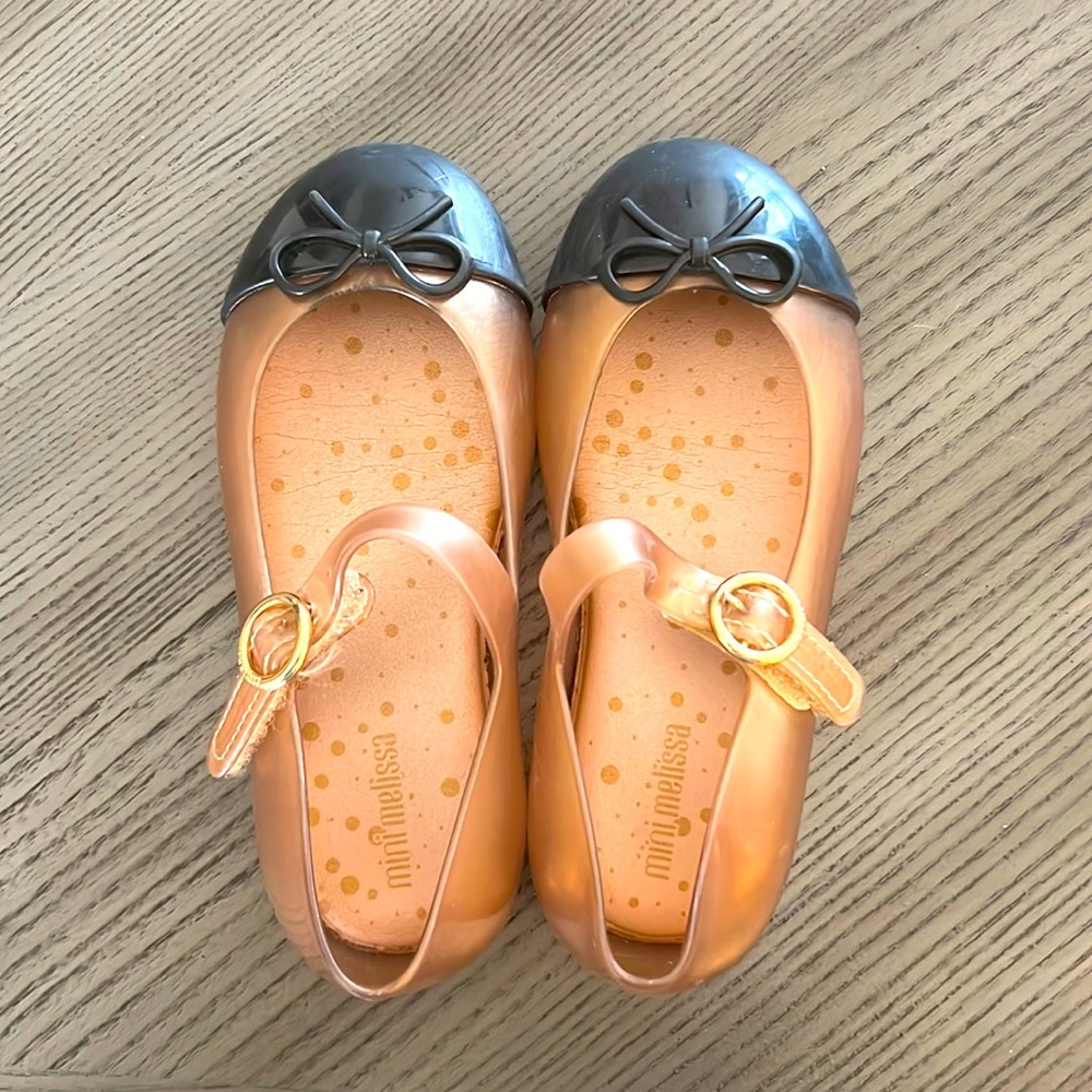 Adorable Mini Melissa shoes. Gold/pink and black. Size 10.